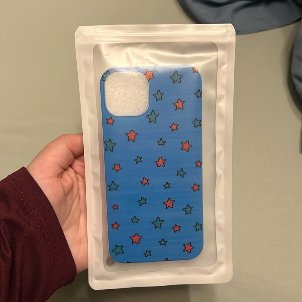 Heartstopper iPhone 14 phone case
